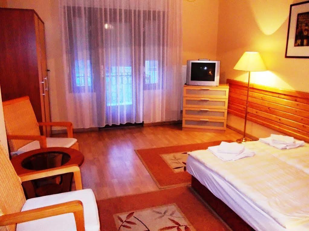 Villa City Center Heviz Luaran gambar