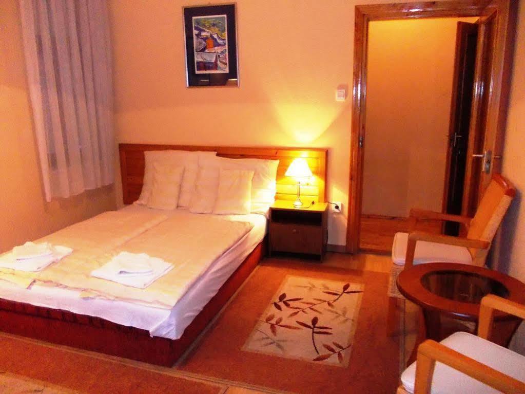 Villa City Center Heviz Luaran gambar